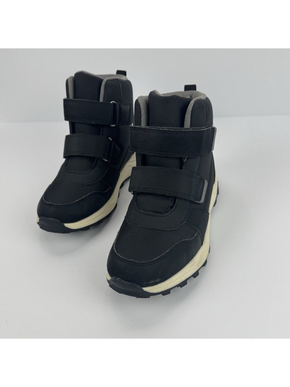 All in Motion Boy's Size 5 Arrow Hiker Winter Boots Black Snow Boots